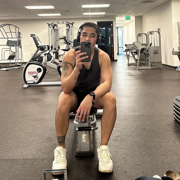 Meet your Posher, Armann - Picture 1 of 1